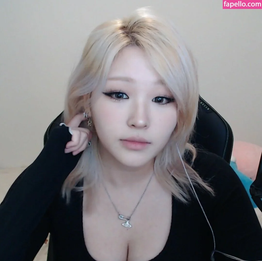 Kang Hee Yoon Onlyfans Photo Gallery 