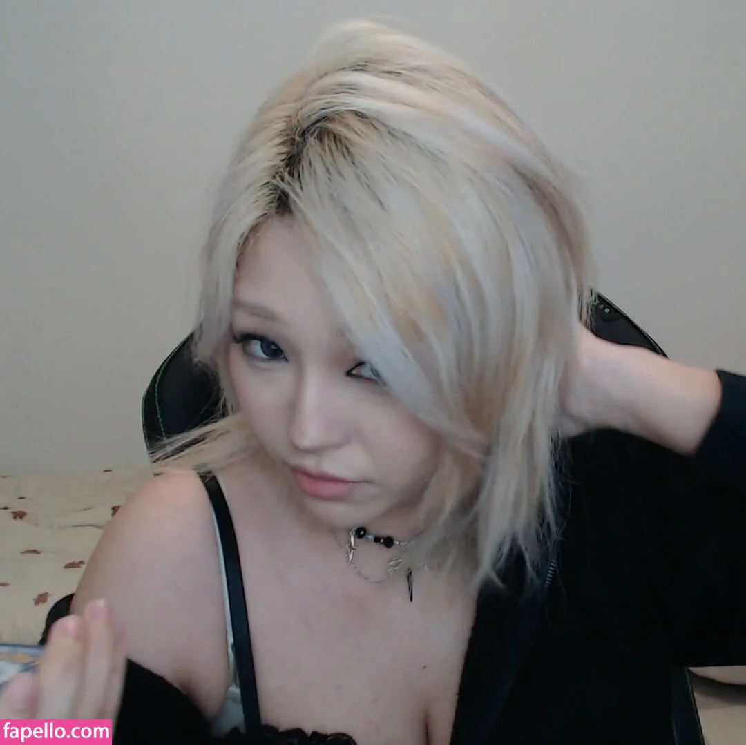 Kang Hee Yoon Onlyfans Photo Gallery 