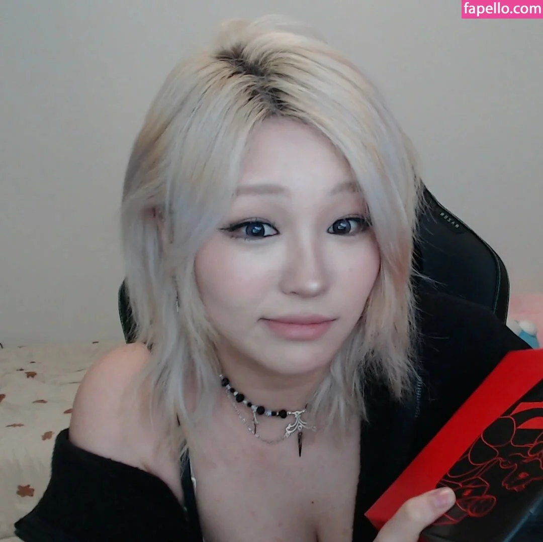 Kang Hee Yoon Onlyfans Photo Gallery 