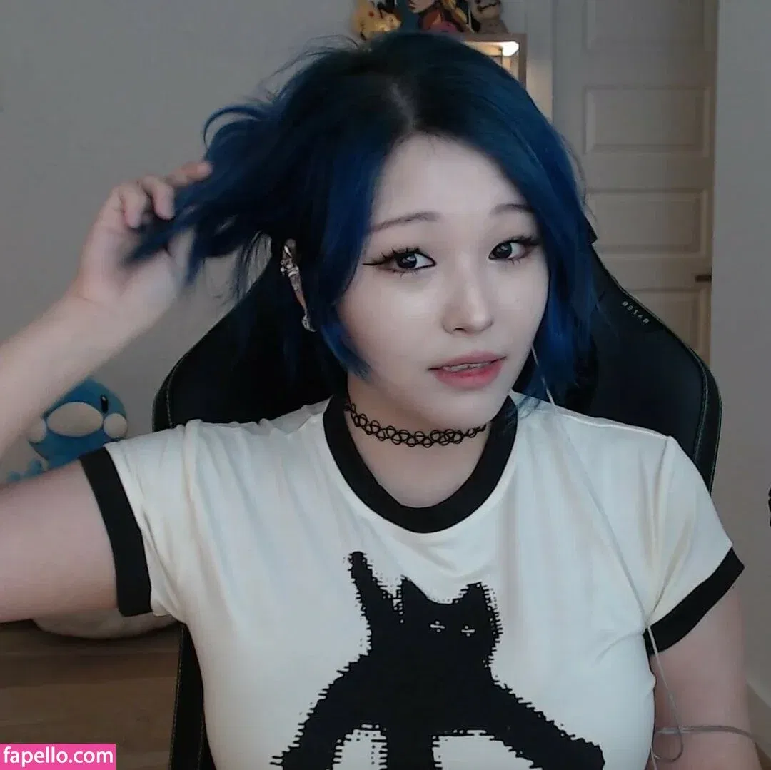 Kang Hee Yoon Onlyfans Photo Gallery 