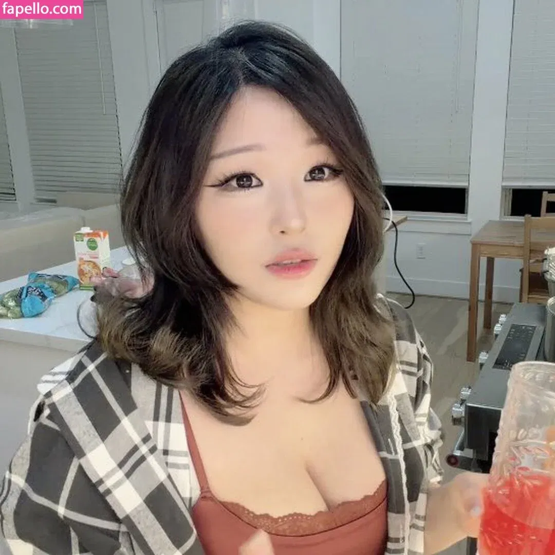 Kang Hee Yoon Onlyfans Photo Gallery 