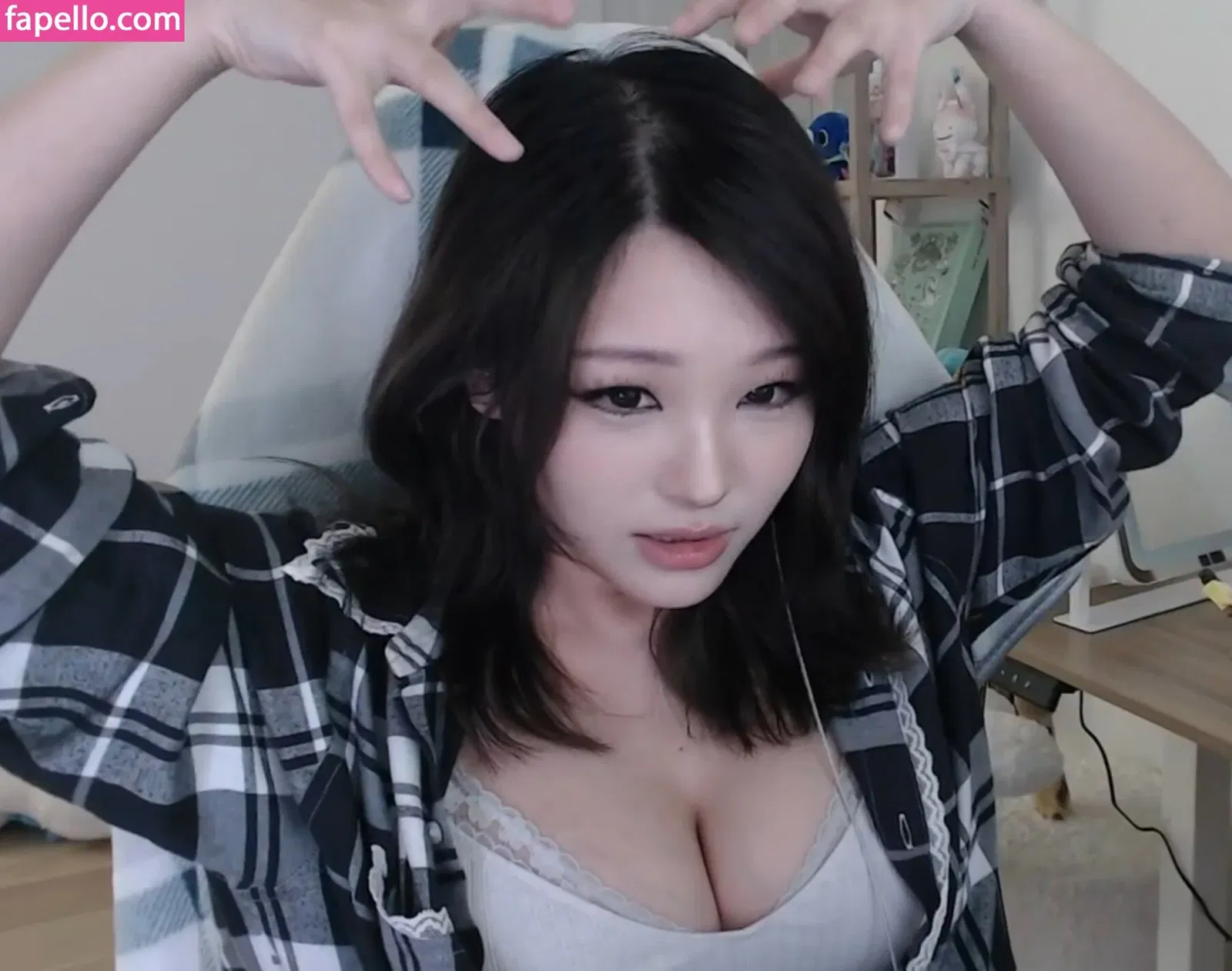 Kang Hee Yoon Onlyfans Photo Gallery 