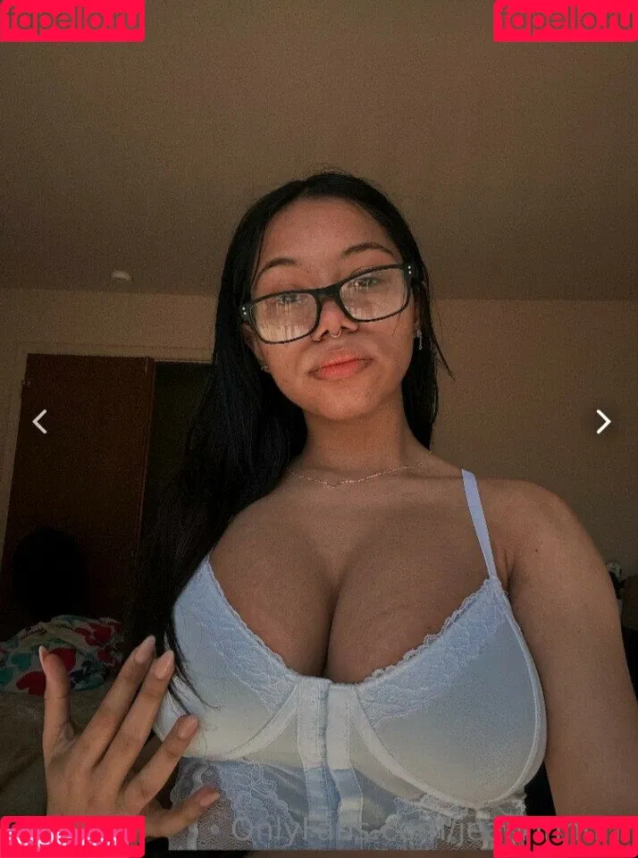 Jean Louie Onlyfans Photo Gallery 