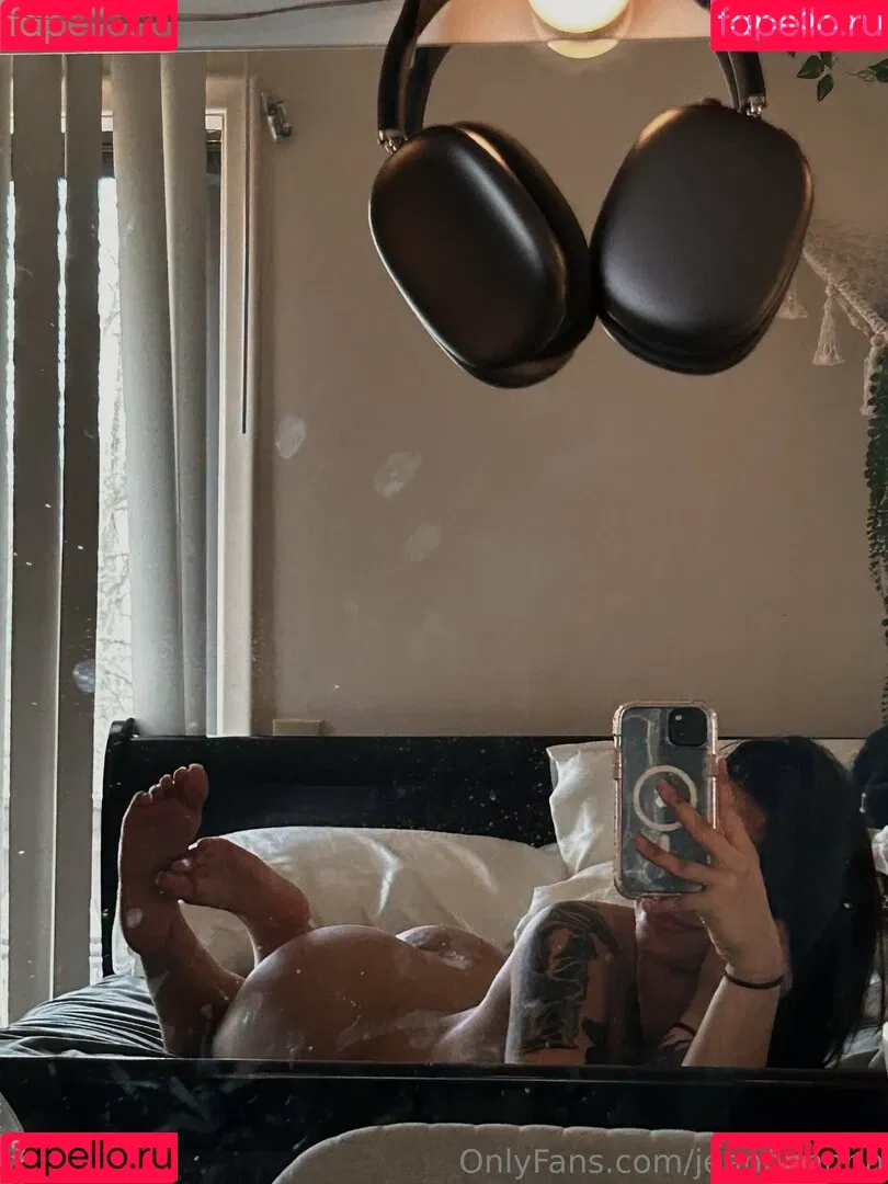 Jean Louie Onlyfans Photo Gallery 