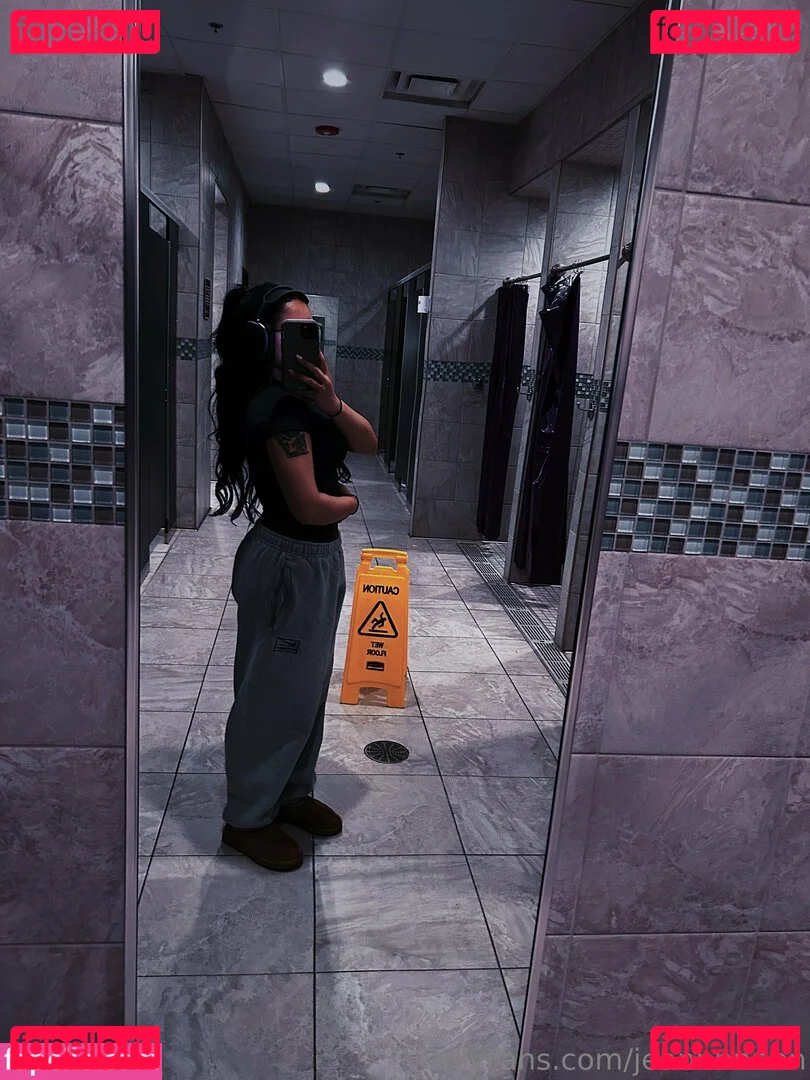 Jean Louie Onlyfans Photo Gallery 