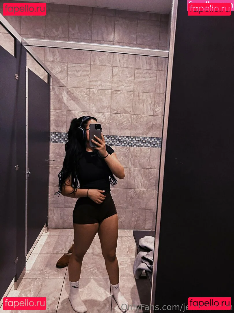 Jean Louie Onlyfans Photo Gallery 