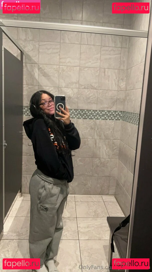 Jean Louie Onlyfans Photo Gallery 