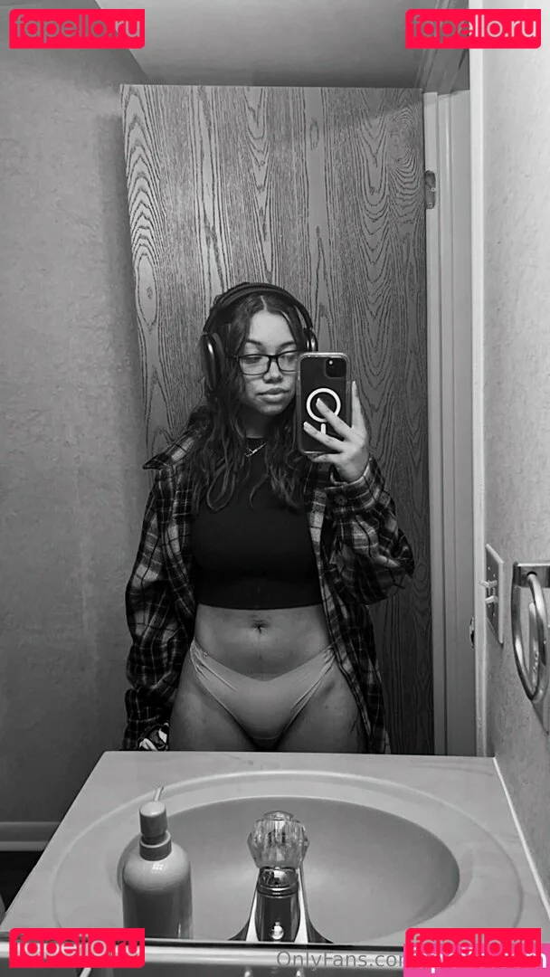 Jean Louie Onlyfans Photo Gallery 