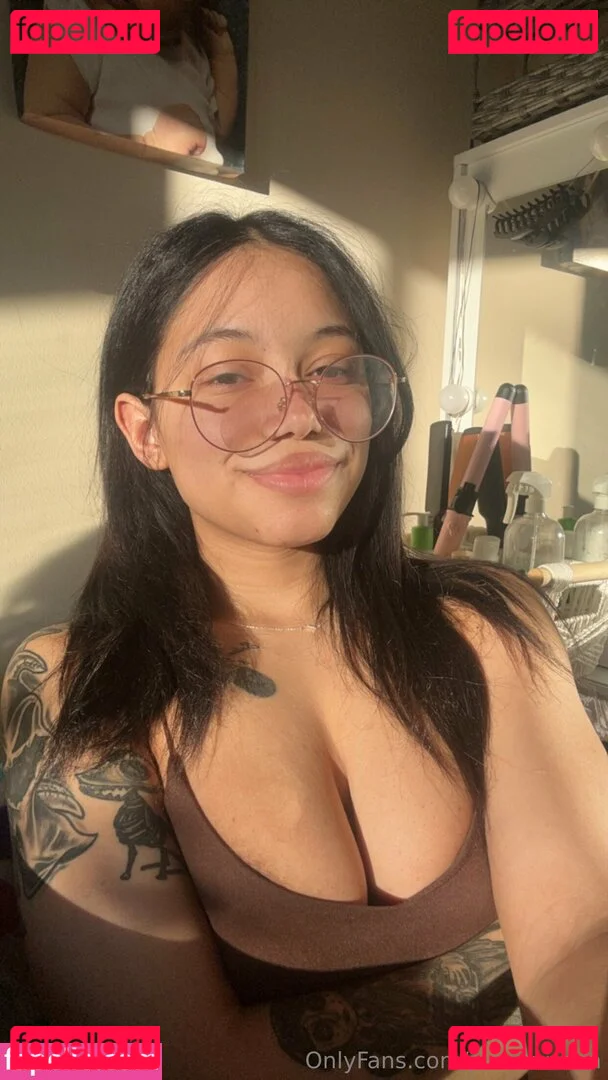 Jean Louie Onlyfans Photo Gallery 