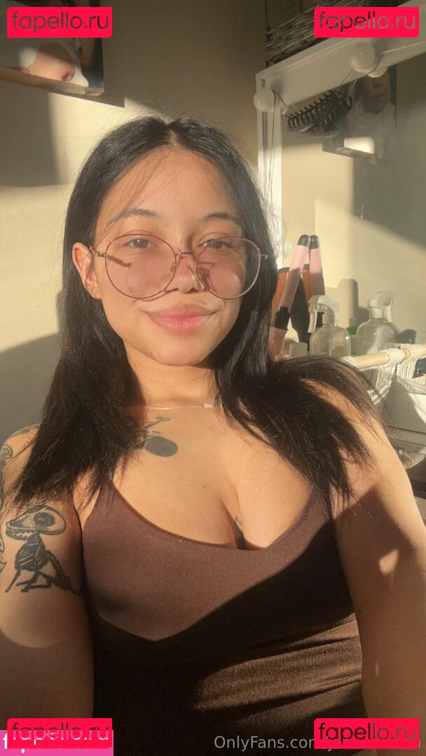 Jean Louie Onlyfans Photo Gallery 