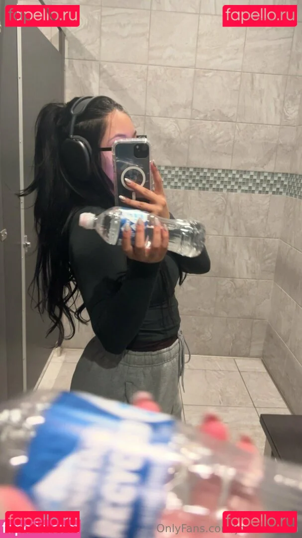 Jean Louie Onlyfans Photo Gallery 