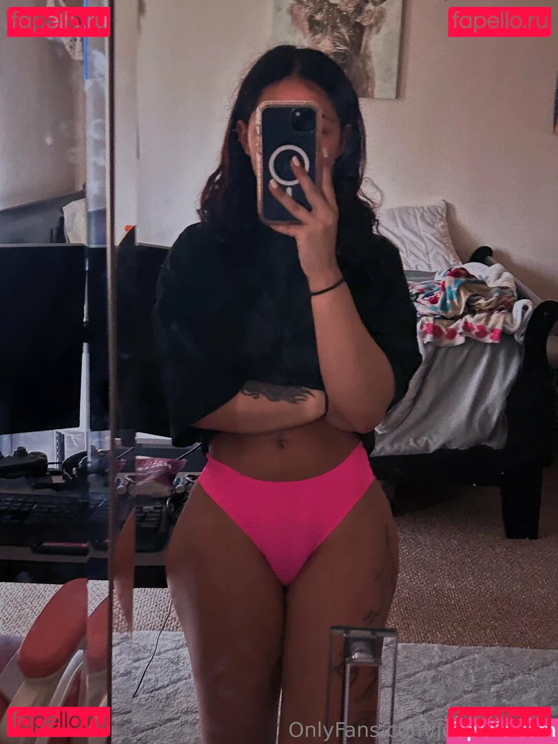 Jean Louie Onlyfans Photo Gallery 