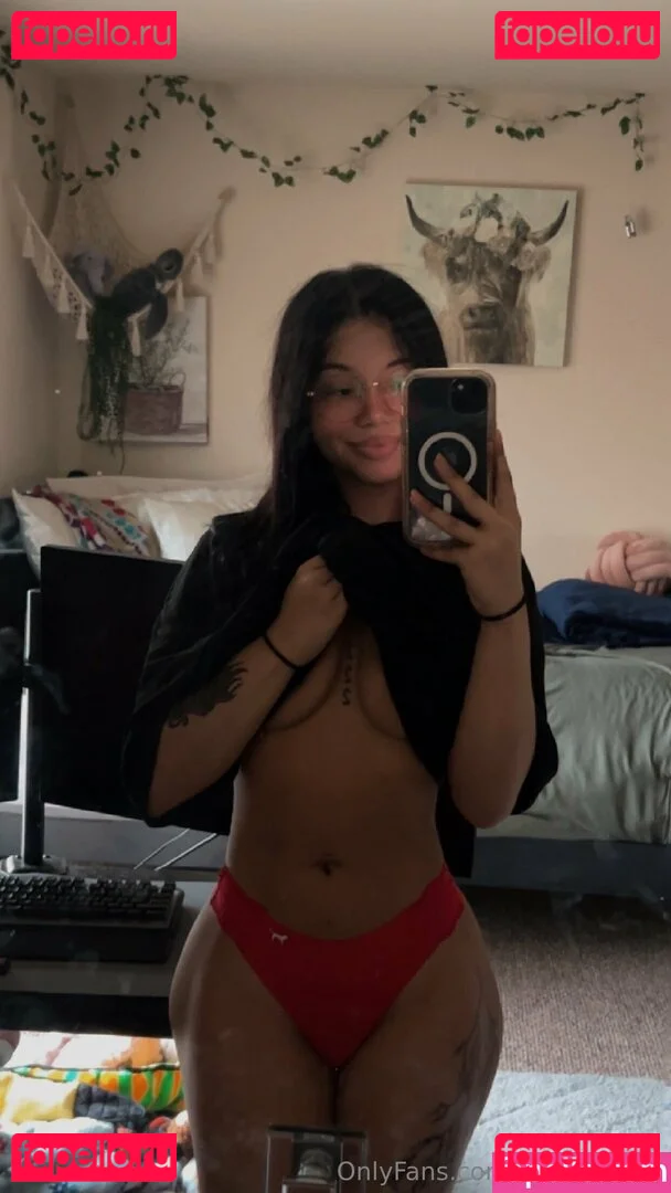 Jean Louie Onlyfans Photo Gallery 