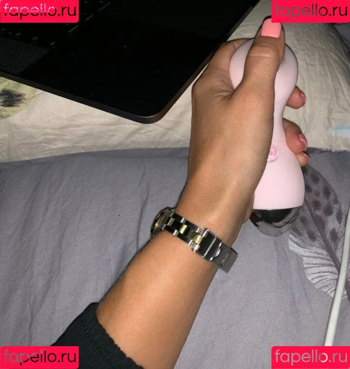 Jenny M Onlyfans Photo Gallery 