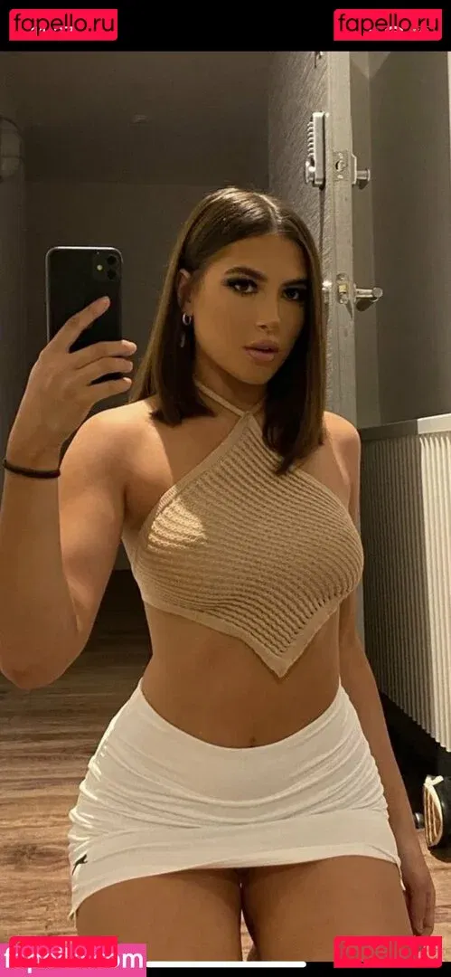 Evie Tomlinson Onlyfans Photo Gallery 