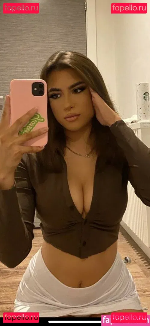 Evie Tomlinson Onlyfans Photo Gallery 