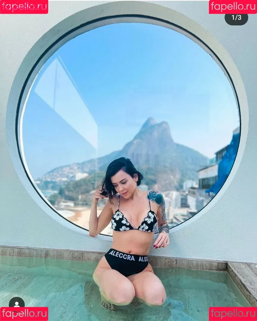 Raphaella Avena Avenaa Onlyfans Photo Gallery 