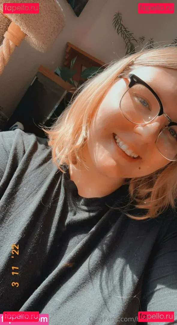 hneybadger Onlyfans Photo Gallery 