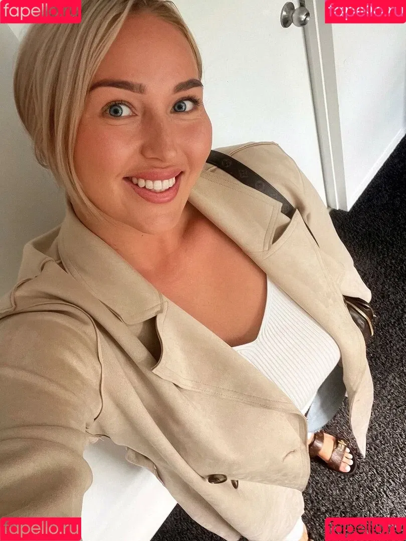 Nora Davis Onlyfans Photo Gallery 