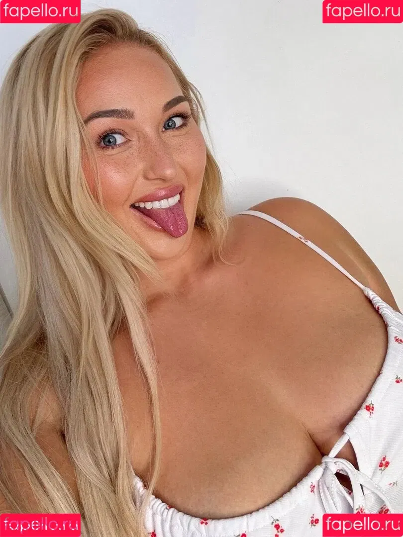 Nora Davis Onlyfans Photo Gallery 