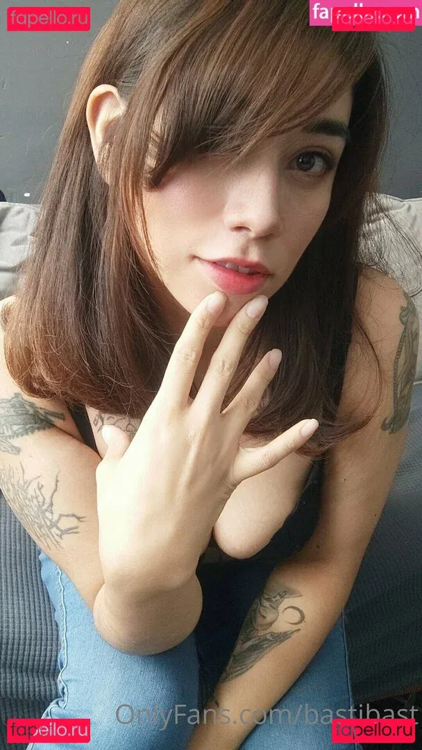 bastibast Onlyfans Photo Gallery 