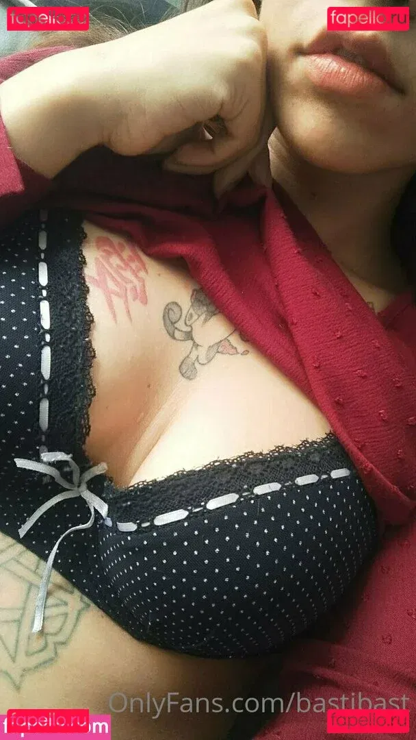 bastibast Onlyfans Photo Gallery 