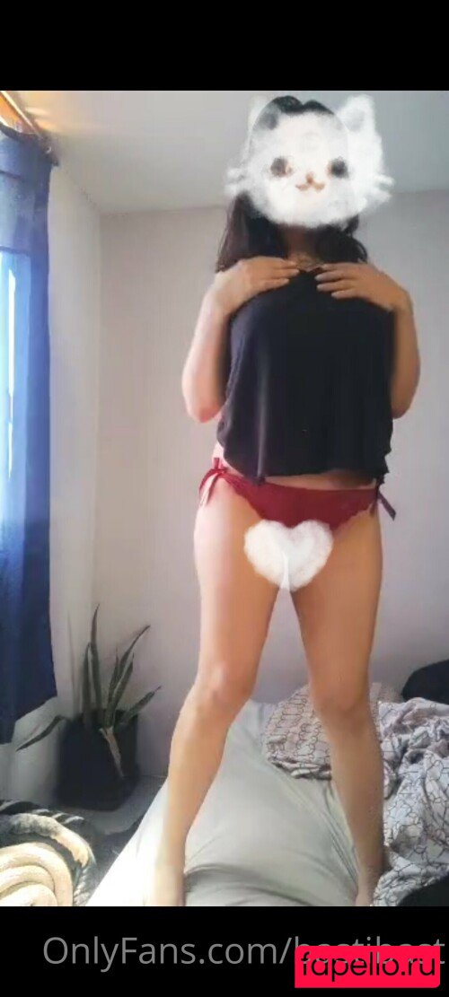 bastibast Nude Onlyfans Photo 20