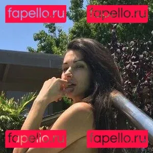 Kelly Natividade Onlyfans Photo Gallery 