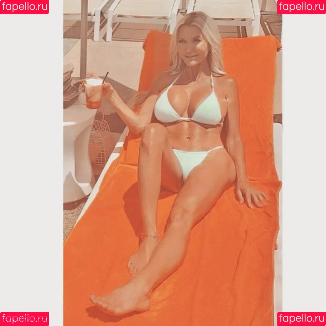 Jenn Stauss Onlyfans Photo Gallery 