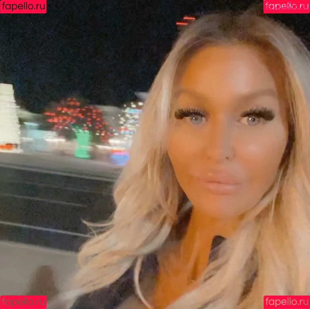 Jenn Stauss Onlyfans Photo Gallery 