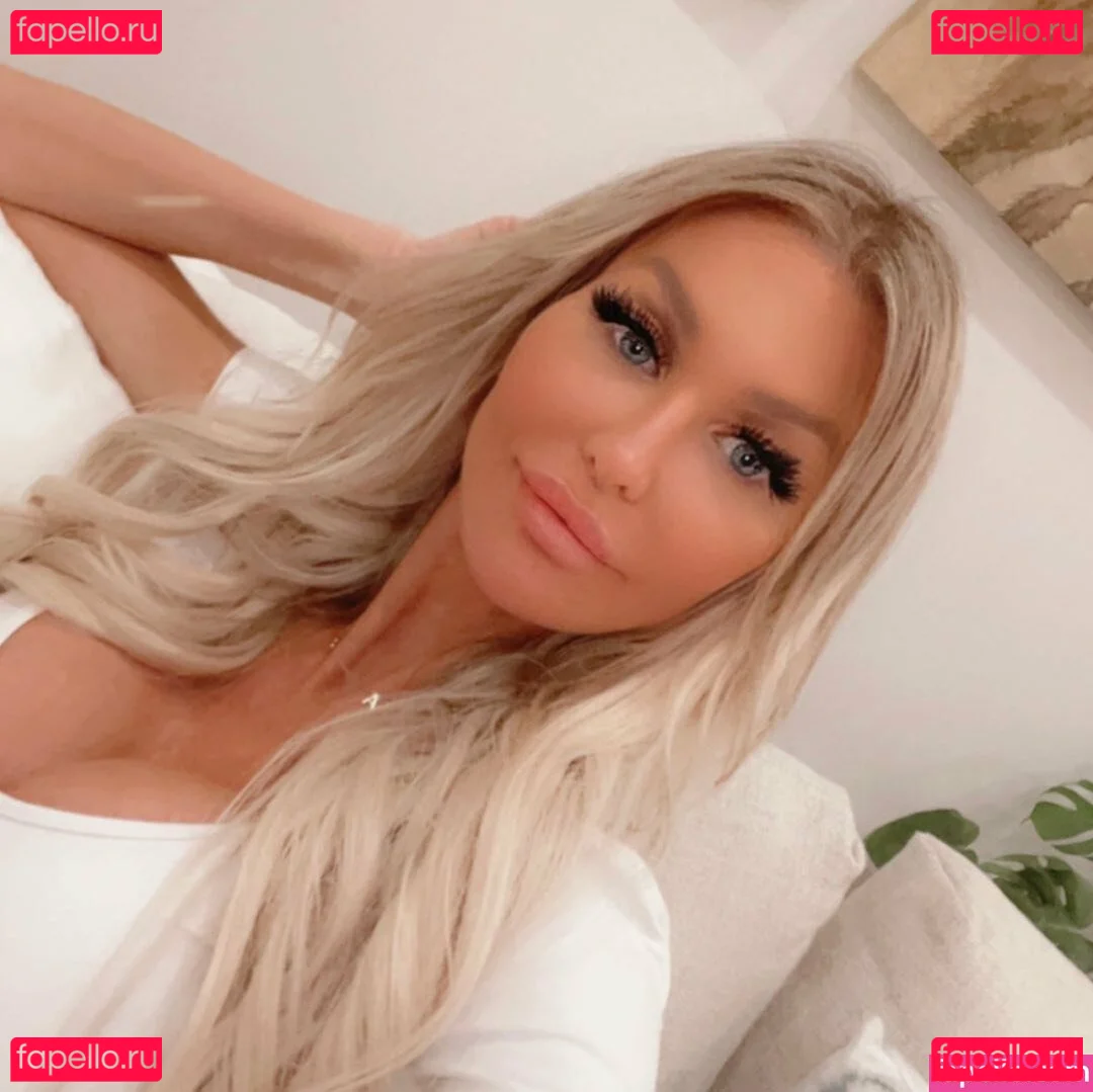 Jenn Stauss Onlyfans Photo Gallery 