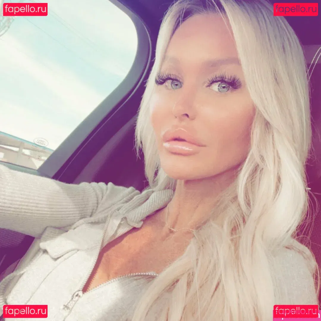 Jenn Stauss Onlyfans Photo Gallery 