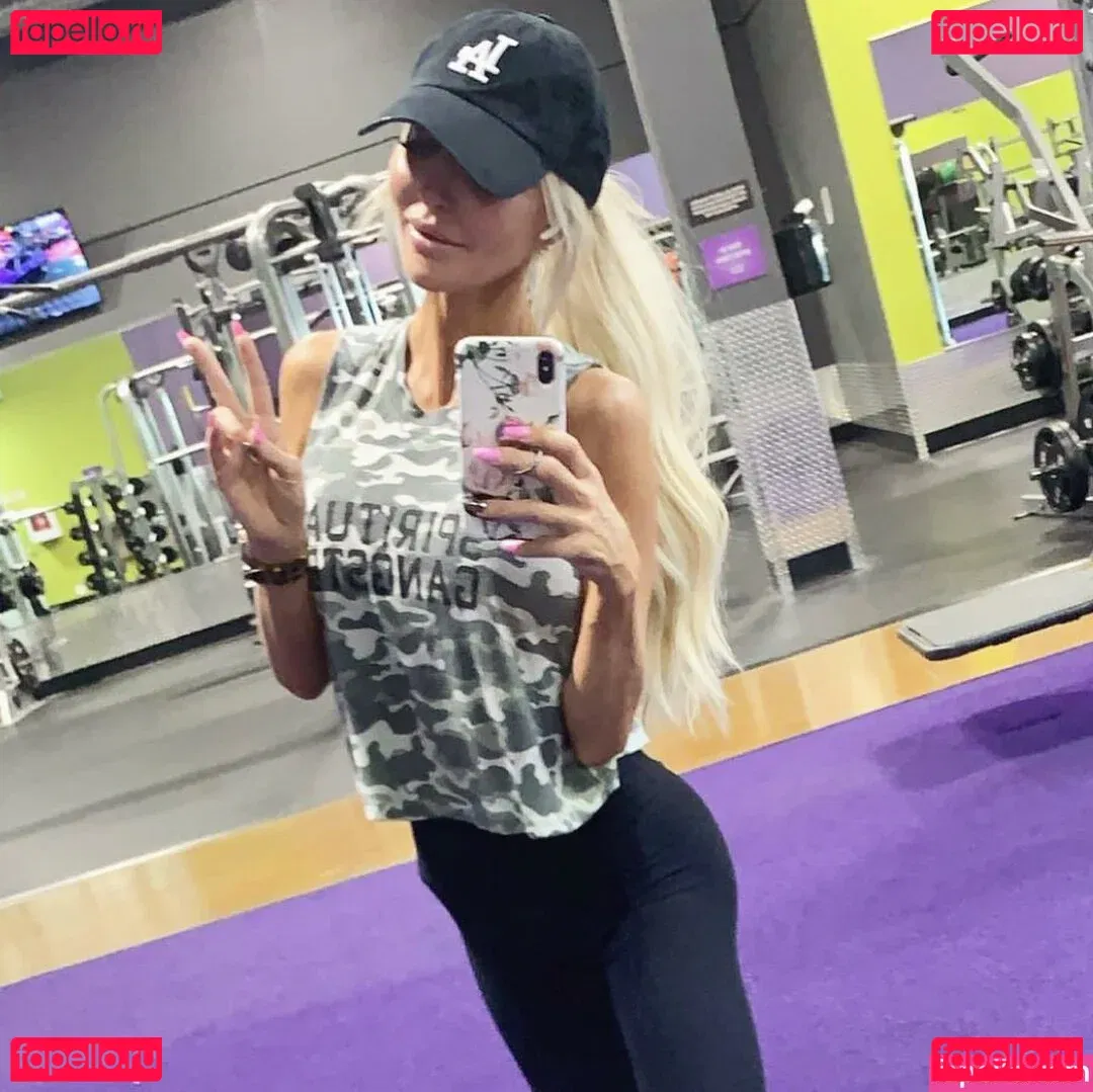 Jenn Stauss Onlyfans Photo Gallery 