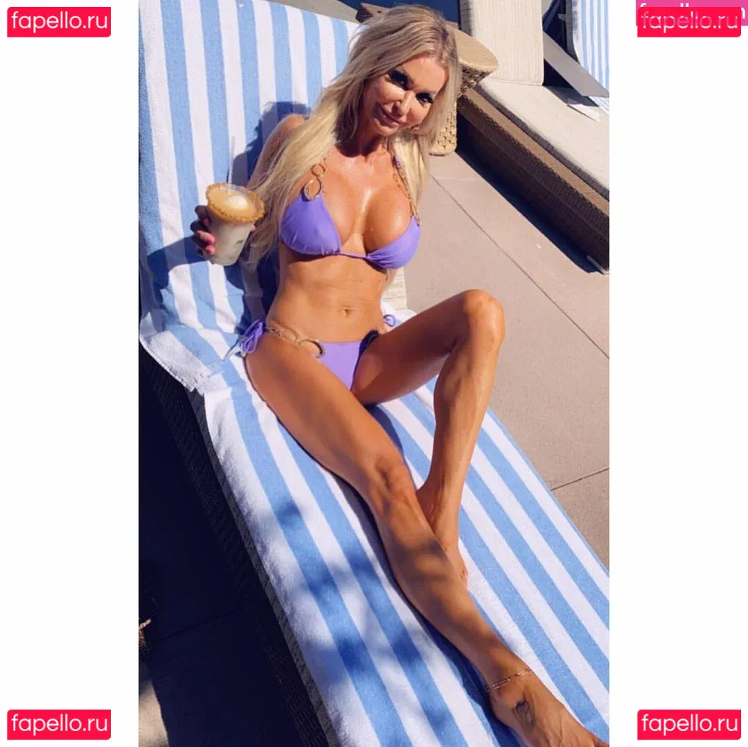 Jenn Stauss Onlyfans Photo Gallery 