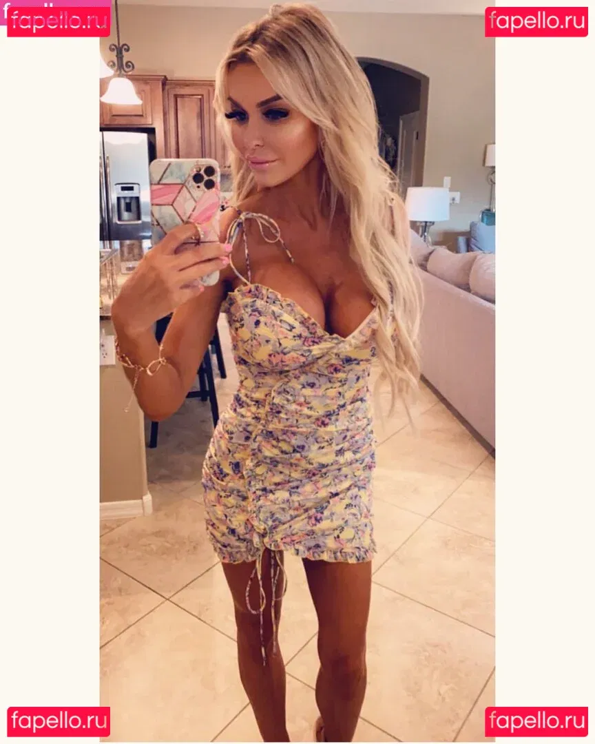 Jenn Stauss Onlyfans Photo Gallery 