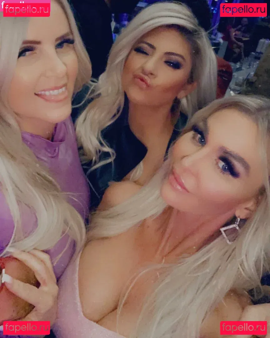 Jenn Stauss Onlyfans Photo Gallery 