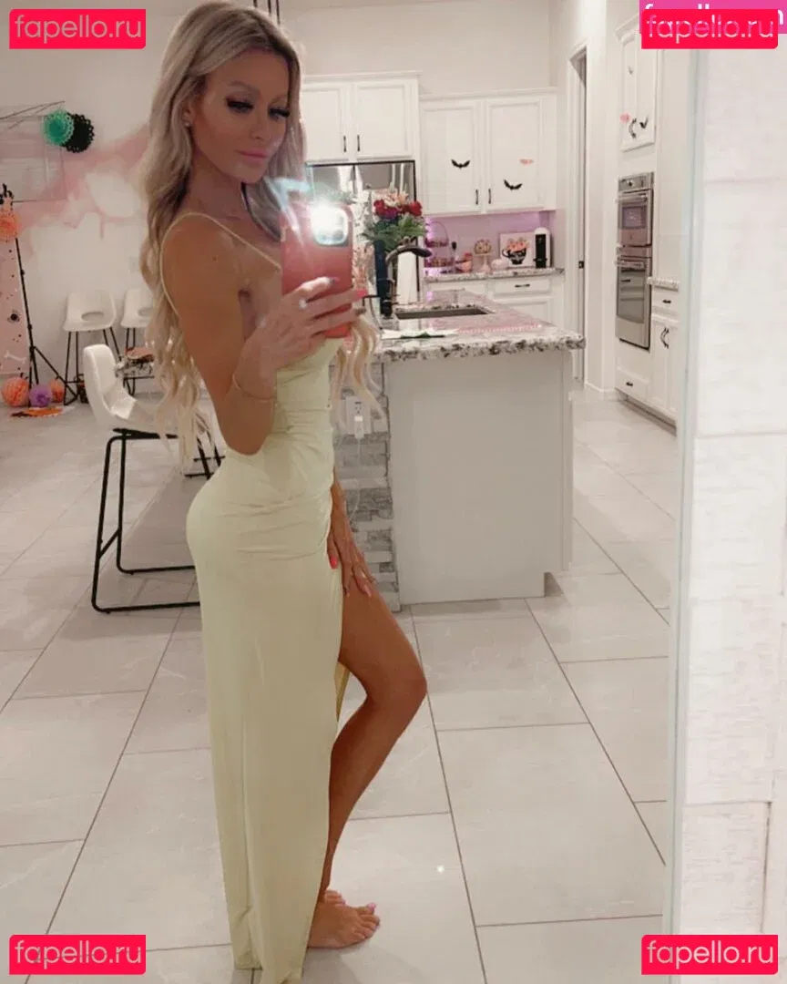 Jenn Stauss Onlyfans Photo Gallery 