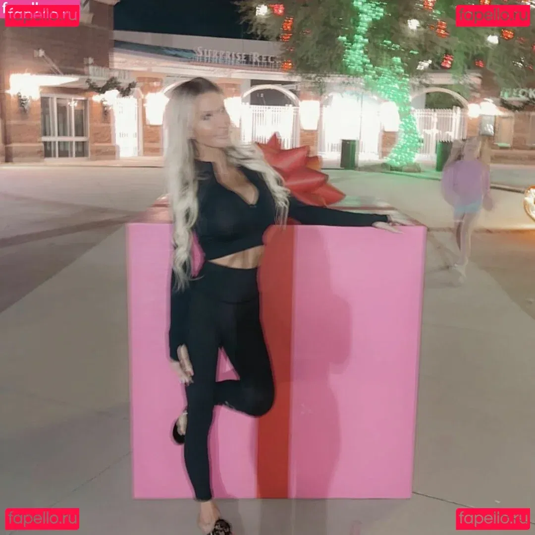 Jenn Stauss Onlyfans Photo Gallery 