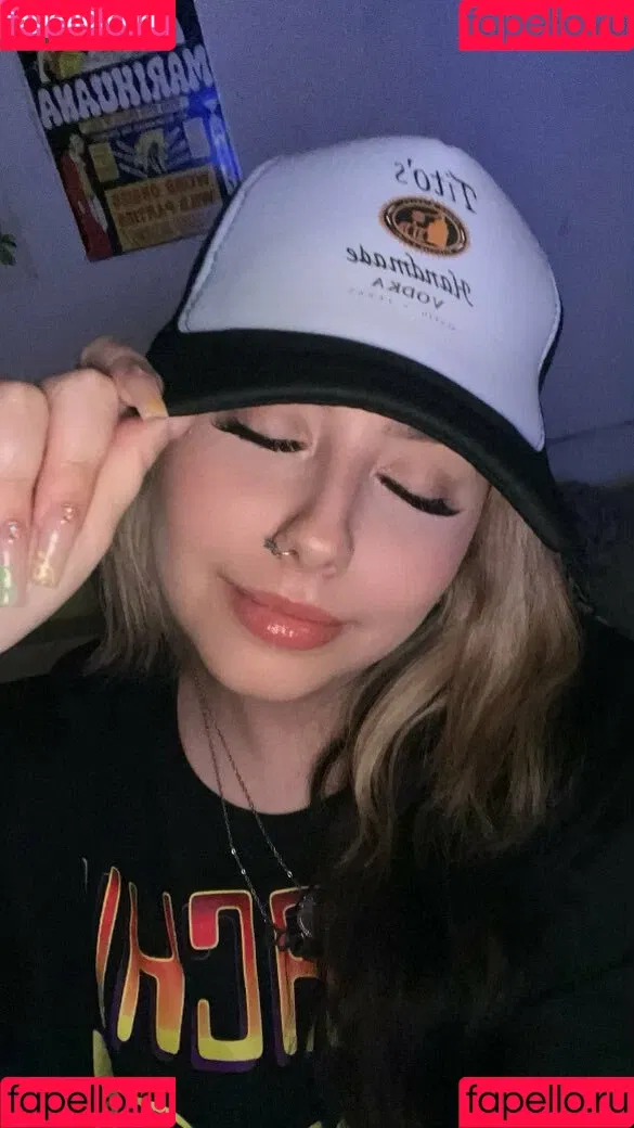 BigBittyLexie Onlyfans Photo Gallery 