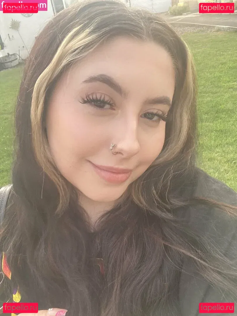 BigBittyLexie Onlyfans Photo Gallery 