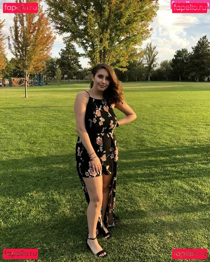 BigBittyLexie Onlyfans Photo Gallery 