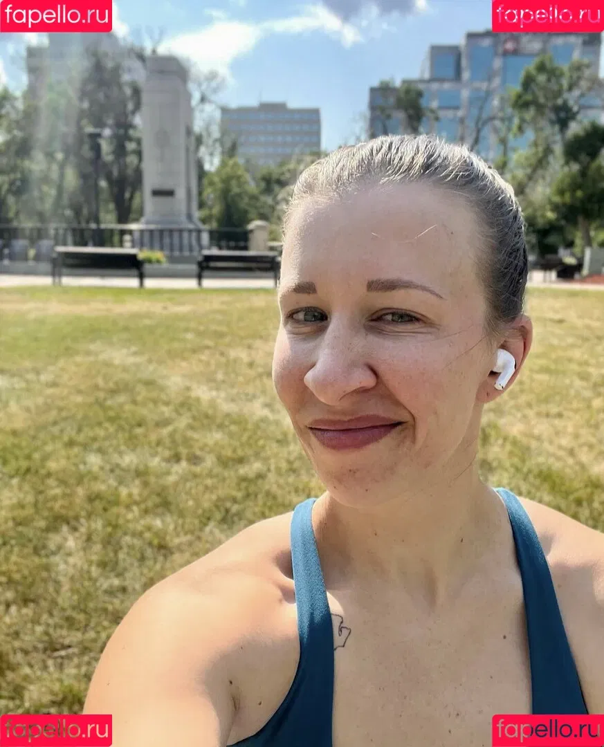 Aubrey Edwards Onlyfans Photo Gallery 