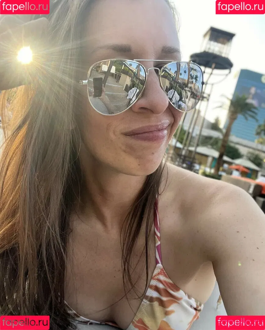 Aubrey Edwards Onlyfans Photo Gallery 