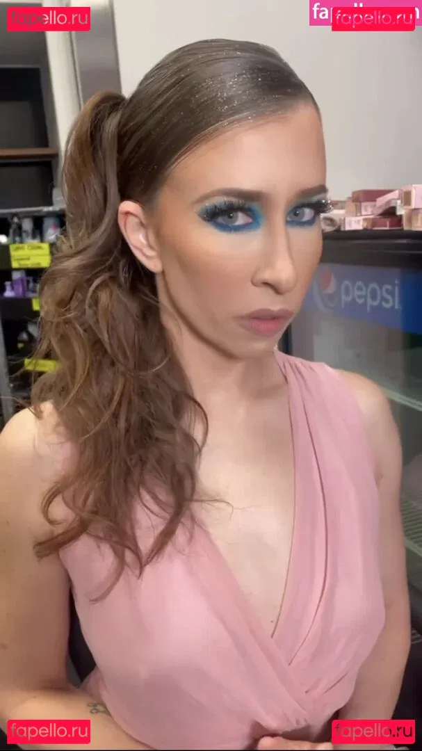 Aubrey Edwards Onlyfans Photo Gallery 