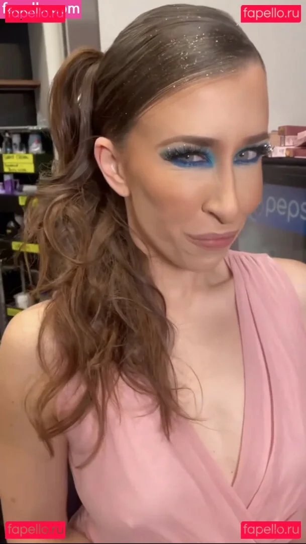 Aubrey Edwards Onlyfans Photo Gallery 