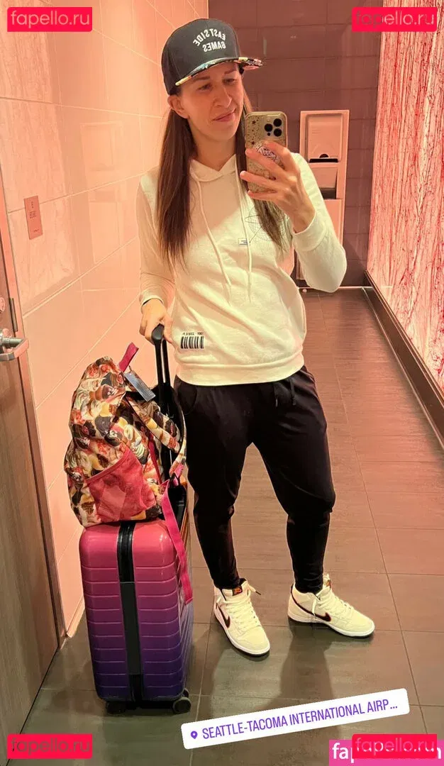 Aubrey Edwards Onlyfans Photo Gallery 