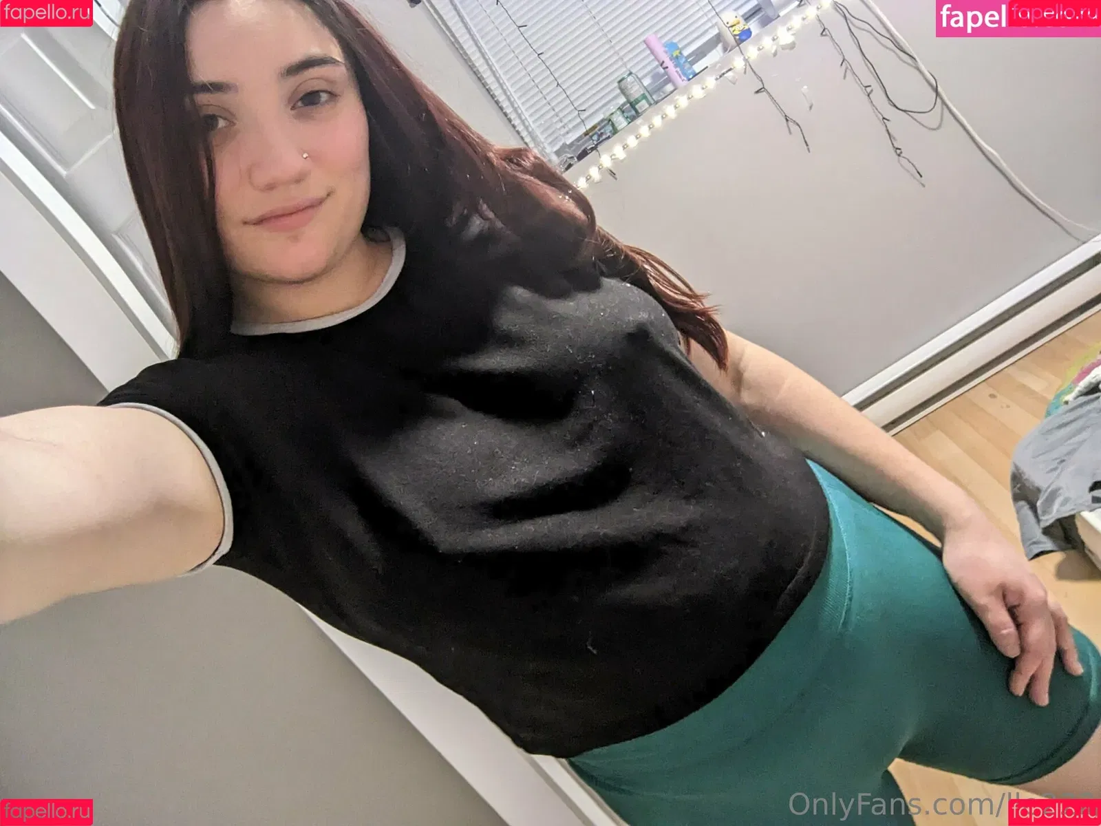 lle222 Onlyfans Photo Gallery 