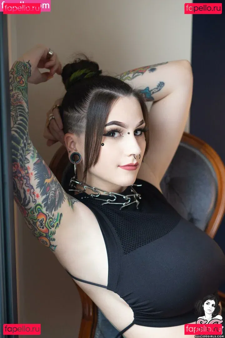 Douji Onlyfans Photo Gallery 