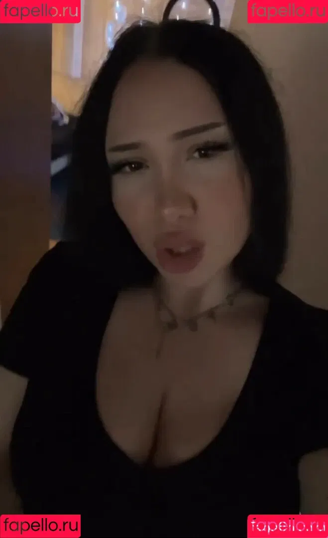 yasilisches Onlyfans Photo Gallery 