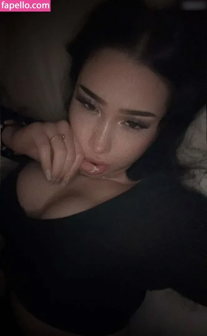 yasilisches Onlyfans Photo Gallery 